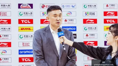 马穆传球神技：1776数据盛宴，脑后助攻集锦